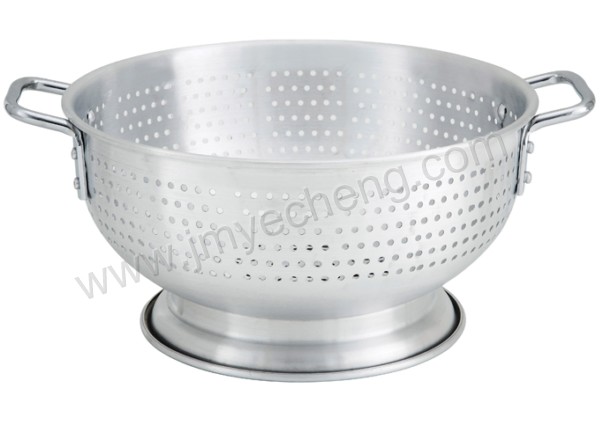 Aluminum Colander With Handles And Base