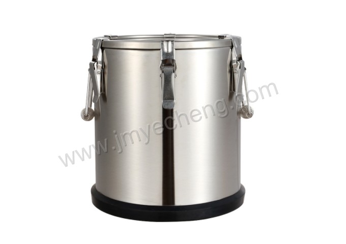 Stainless Steel Strong Thermos Bucket(With Black Silicone base)